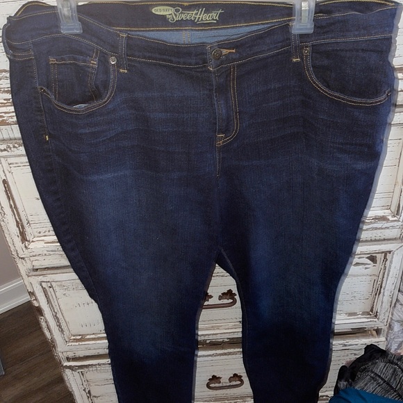 NWOT old navy sweetheart regular darker jeans size 18 run bigger so cute - Picture 1 of 5
